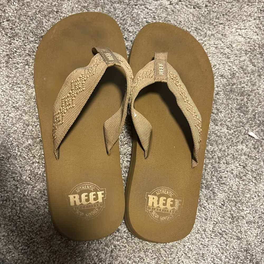 Tan Reef Flip Flops size 8
